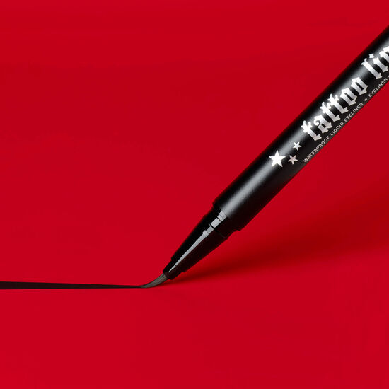 Kẻ Mắt Nước Kat Von D Tattoo Liner - Image 2