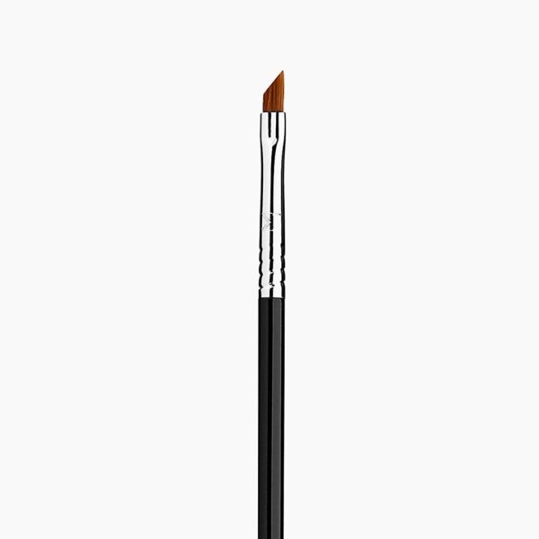 Cọ Kẻ Mắt Sigma E06 Winged Liner - Image 10