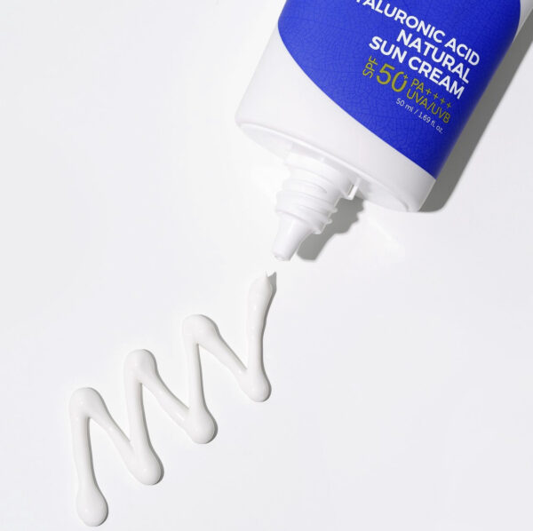 Kem Chống Nắng IsNtree Hyaluronic Acid SPF50+ 50ml - Image 5