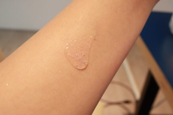 Kem Lót Laneige Glowy - Makeup Serum - Image 5