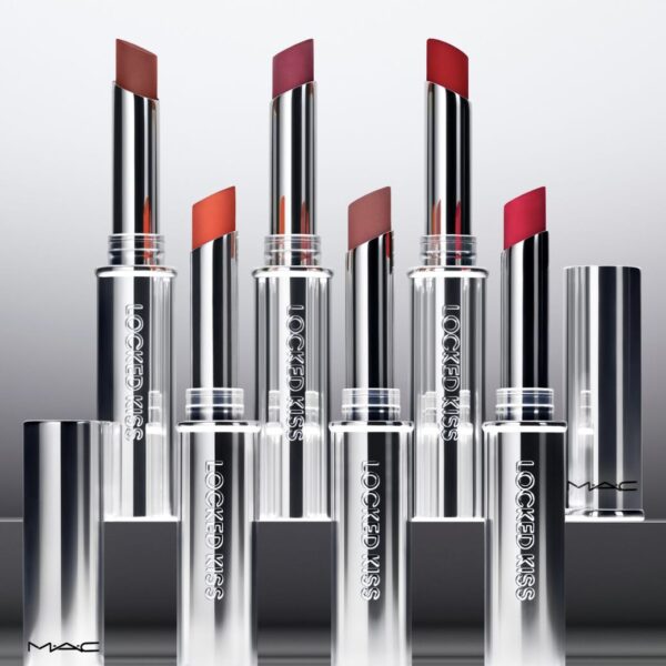 Son Thỏi Mac Locked Kiss 24HR Lipstick - Image 3