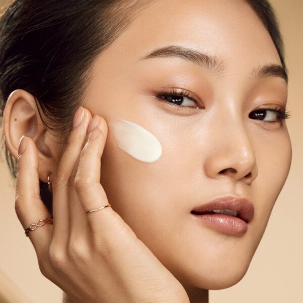 Kem Dưỡng Estee Lauder Revitalizing Supreme Youth Power 50ml - Image 3