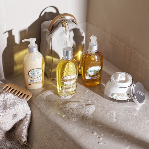 Body Milk Loccitane Almond - Image 6