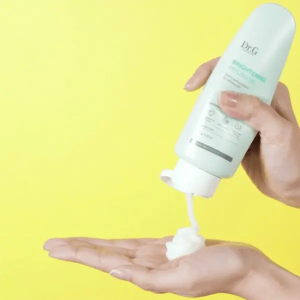 Tẩy Da Chết Dr.G Brightening Peeling Gel 120g - Image 3