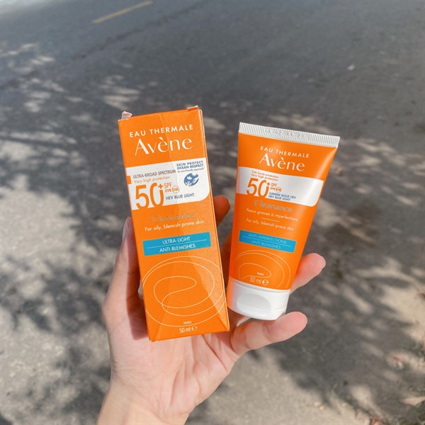 KCN Avene Fluide SPF50+ 50ml - Image 2