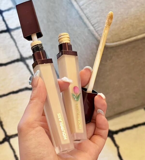 Che Khuyết Điểm Hourglass Vanish Airbrush Concealer 6ml - Image 4