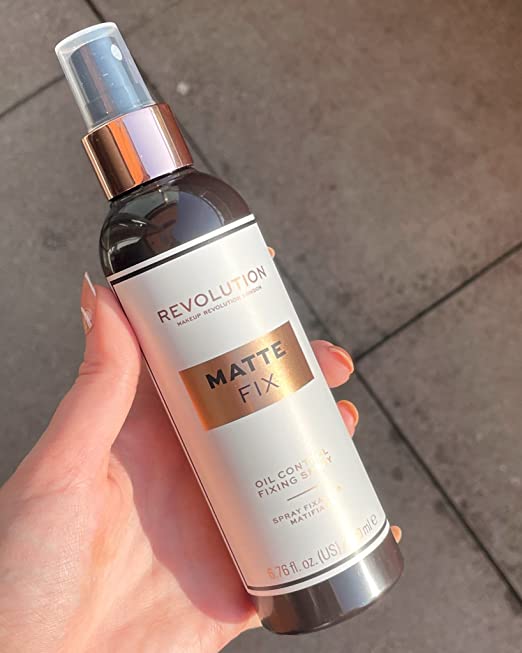 Xịt Khóa Makeup Revolution Fixing Spray 100ML - Image 6
