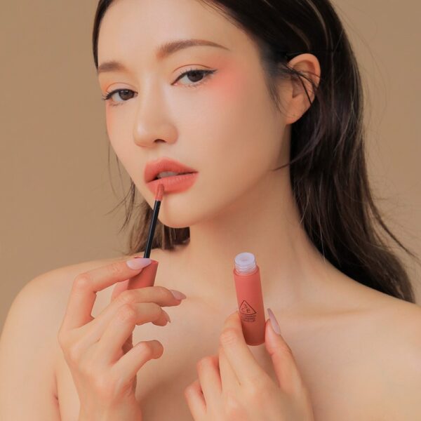 Son 3CE Blurring Liquid - Image 24