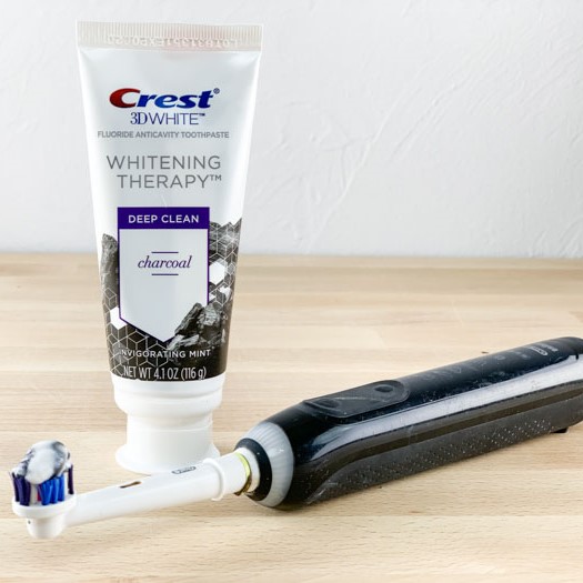 Kem Đánh Răng Crest Whitening Therapy Charcoal 116g - Image 4