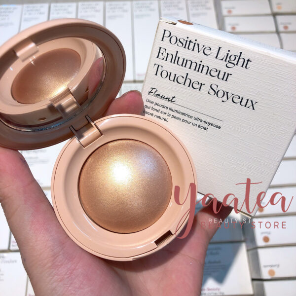 Phấn Bắt Sáng Rare Beauty Positive Light Silky Touch - Image 11