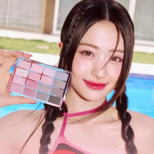 Bảng Mắt WakeMake Soft Blurring 16 Ô 14G - Image 6