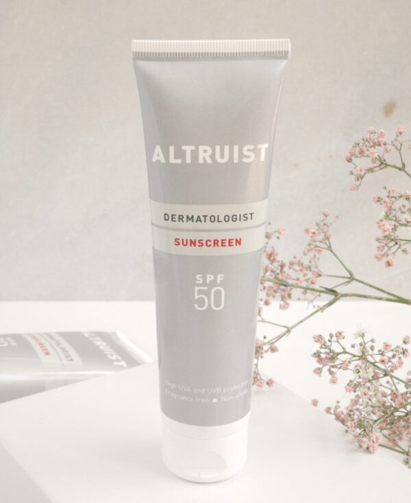 KCN Altruist Dermatologist SPF 50 100ml - Image 4