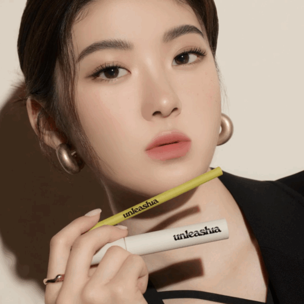 Gel Chuốt Lông Mày UNLEASHIA Shaper Pomade Fix - Image 4