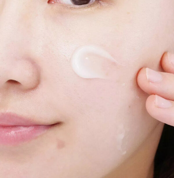 Kem Chống Nắng Dr.G RED Blemish Soothing Up Sun SPF 50 - Image 9