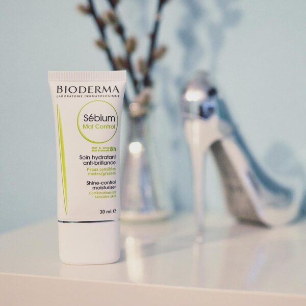 Kem Dưỡng Bioderma Sebium Mat Control 30ml - Image 2