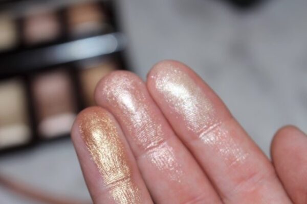 Bảng Highlight Charlotte Tilbury Bar of gold - Image 4