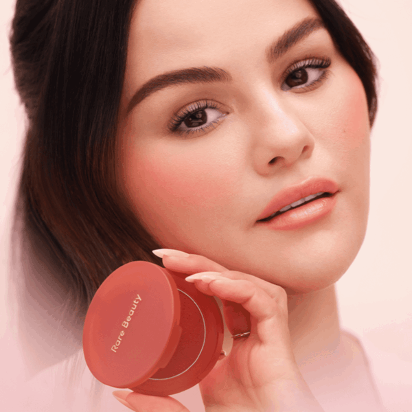 Má hồng RARE BEAUTY Soft Pinch Matte Bouncy Blush 6.4g - Image 4