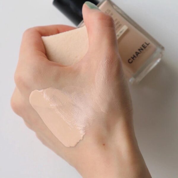 Nền Chanel Les Beiges Healthy Glow Hydration And Longwear 30ml - Image 4