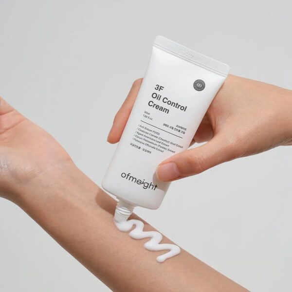 Kem Dưỡng Kiềm Dầu Ofmeight 3F Oil Control Cream 50ml - Image 4