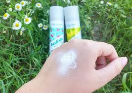 Dầu gội khô Batiste - Image 2