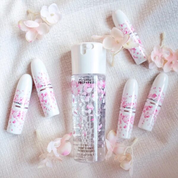 Xịt Makeup Mac Sakura Cherry Blosssom 100ml - Image 3