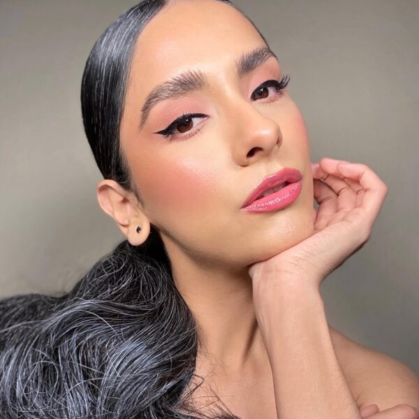 Highlight Rare Beauty Positive Light Liquid Luminizer - Image 5