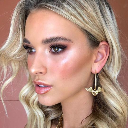 Highlight Liquid Iconic Illuminator - Image 7