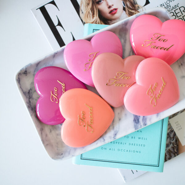 Má Hồng Too Faced Love Flush - Image 3
