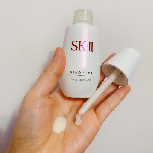 SKII Genoptics Spot Essence 50ml - Image 3