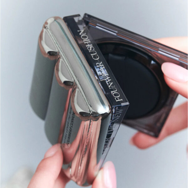 Cushion Clio The New Founwear Limited Bạc - Image 4