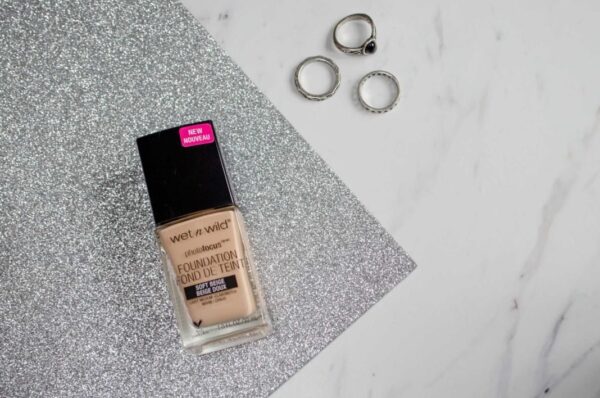 Kem Nền WNW Dòng Thường - Image 3