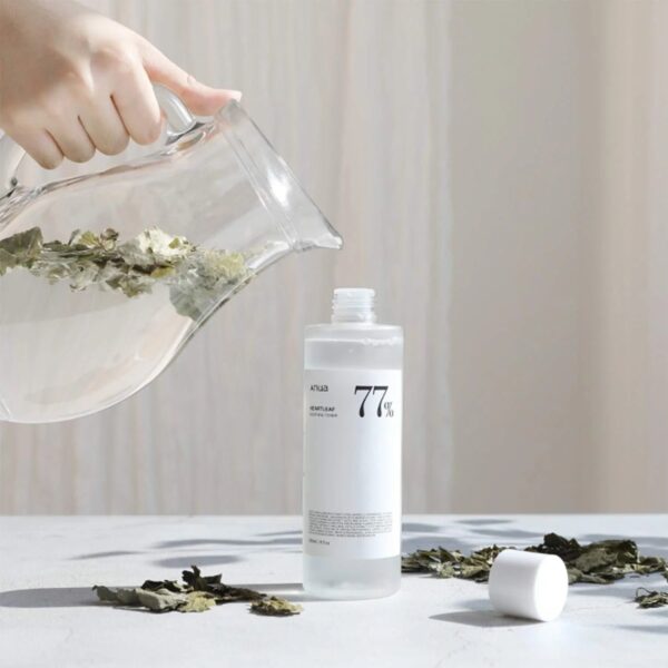 ANUA HEARTLEAF 77 SOOTHING TONER - Image 4